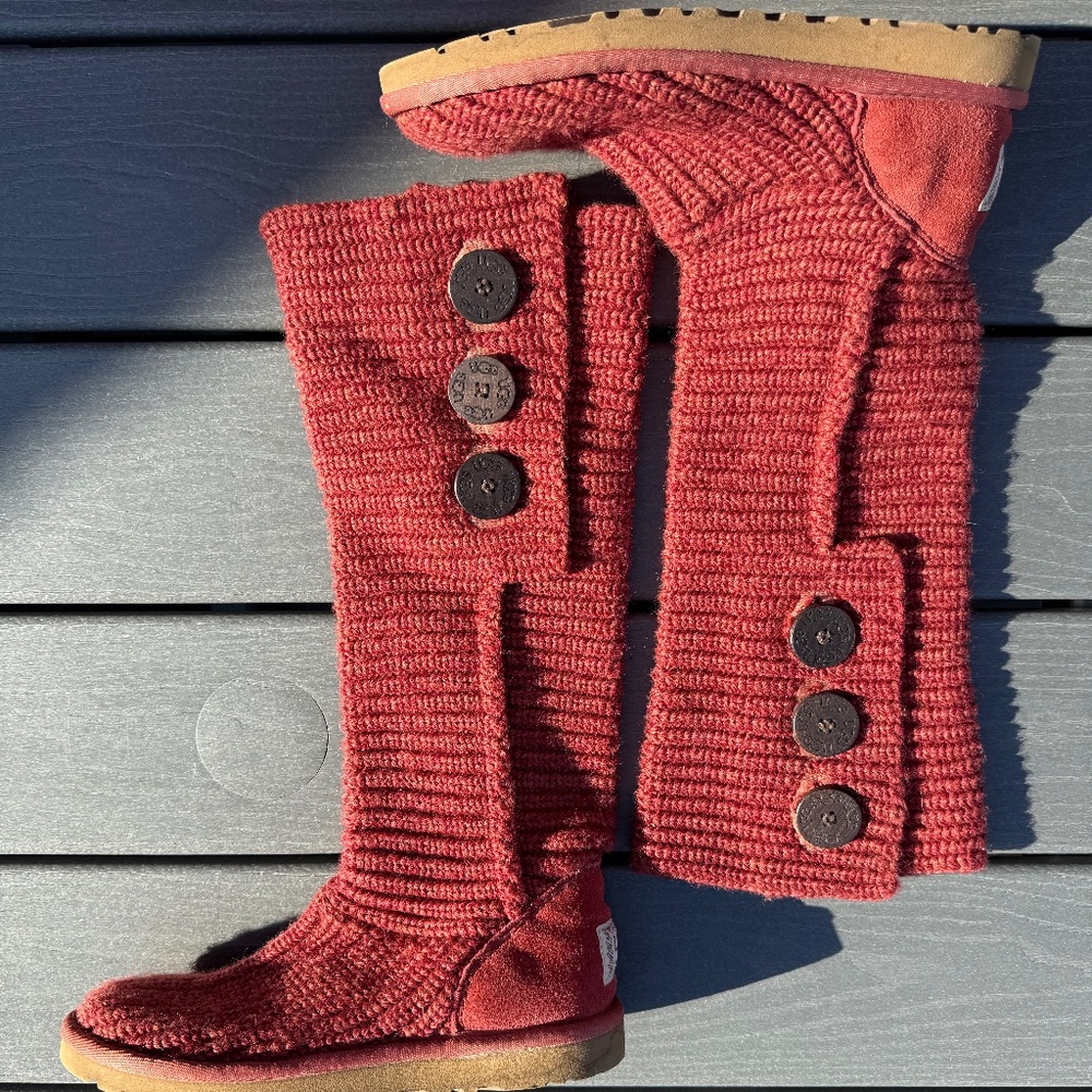 UGG 3-Button Cardy Knit - Burnt Orange - Size 6 - Two boots in one!
